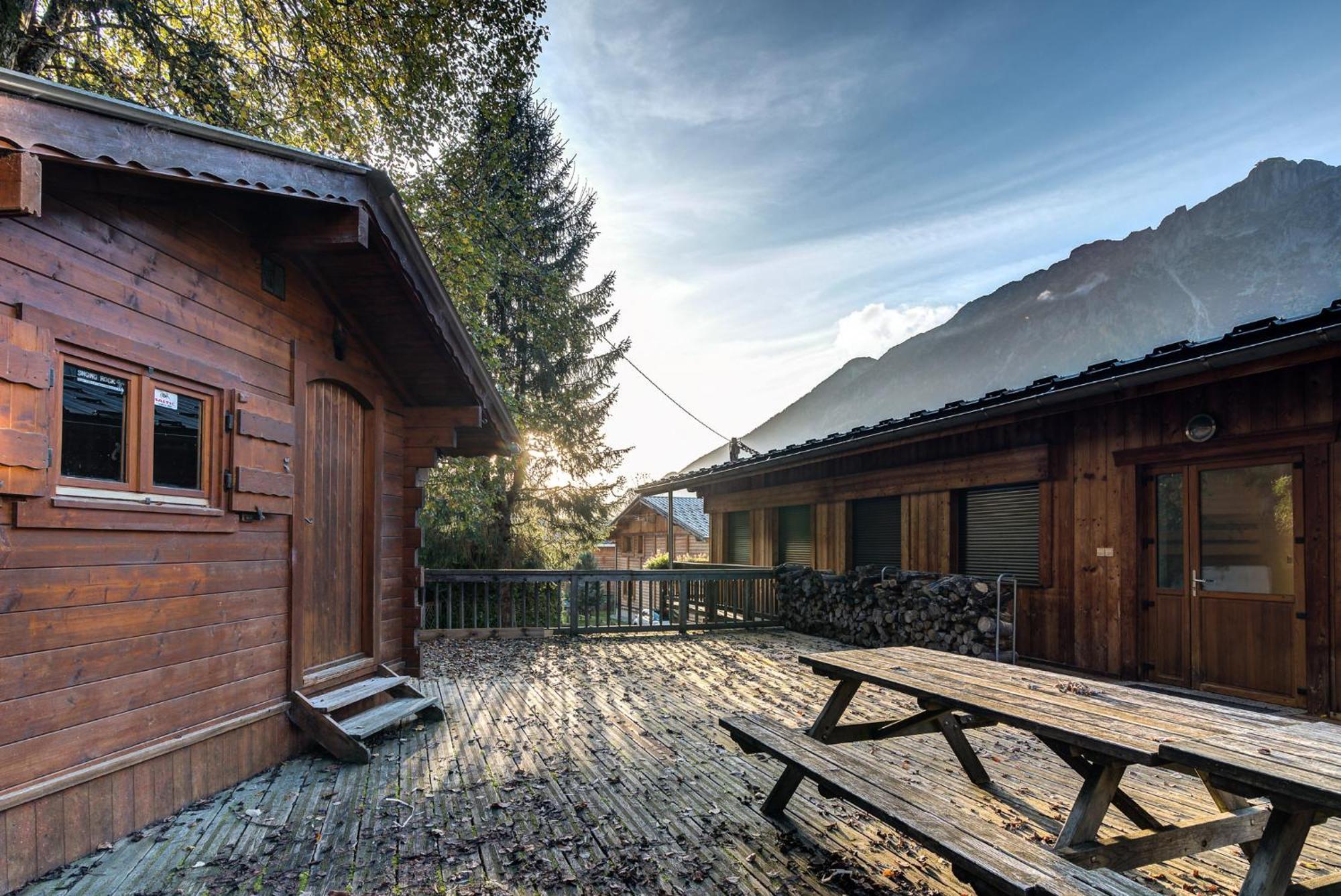 Apartment Biolay - Alpes Travel - Central Chamonix - Sleeps 6 מראה חיצוני תמונה