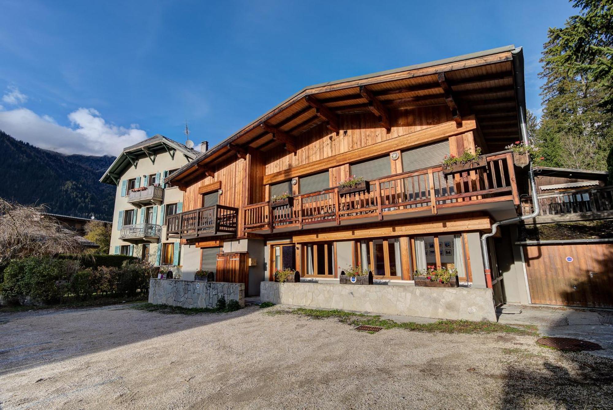 Apartment Biolay - Alpes Travel - Central Chamonix - Sleeps 6 מראה חיצוני תמונה