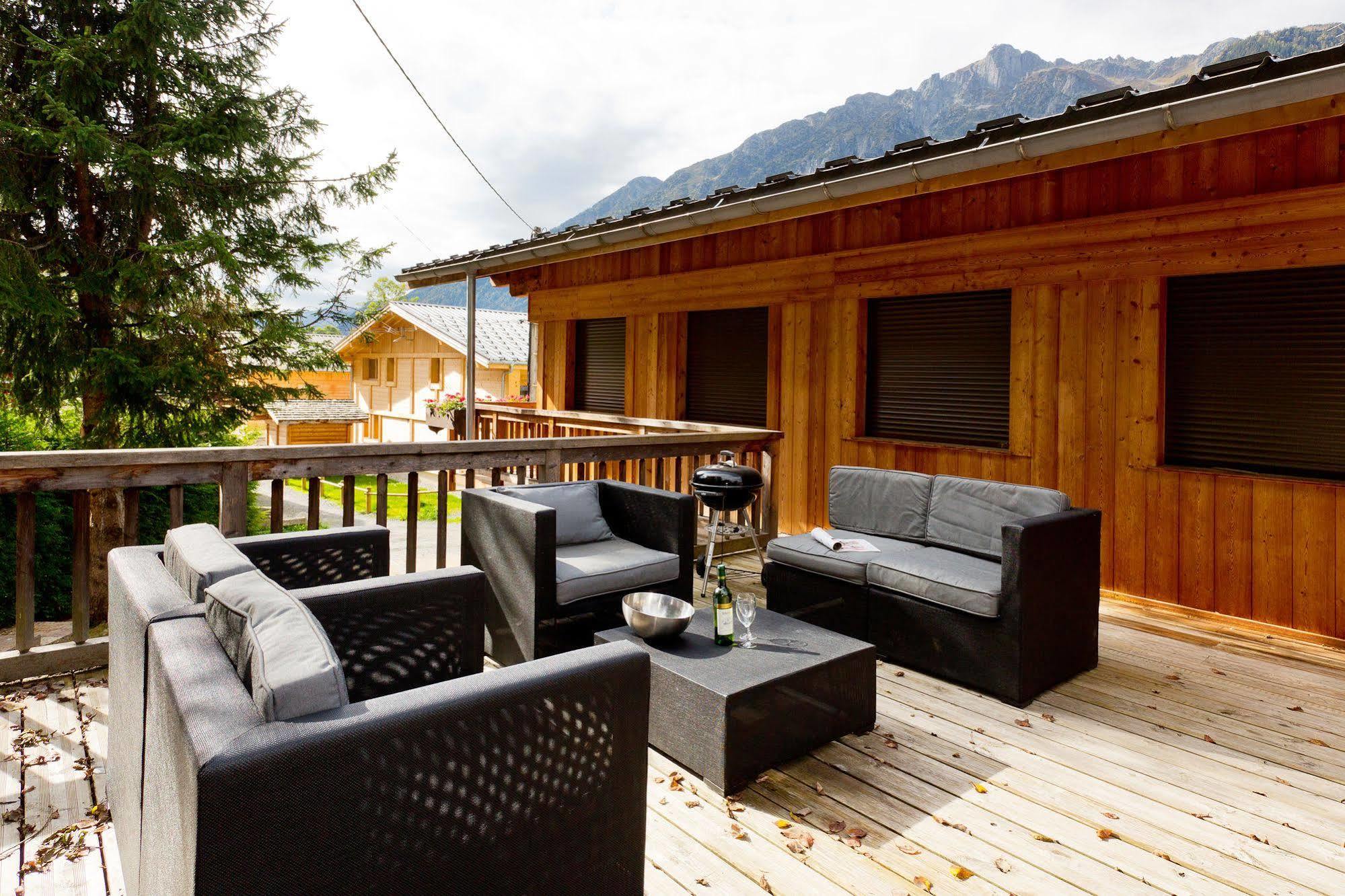 Apartment Biolay - Alpes Travel - Central Chamonix - Sleeps 6 מראה חיצוני תמונה